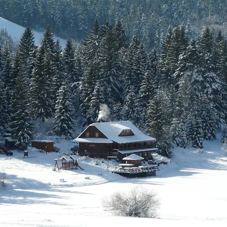 Koliba Pri Jazere Hotel *